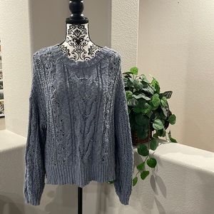 Women’s sweater size large Lauren Conrad fancy bow